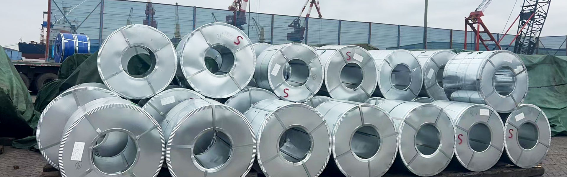 Pabrik Besi Baja terpercaya dengan produk Baja Galvanis berstandar SNI, melayani Distributor Utama dan proyek konstruksi di seluruh Indonesia.
