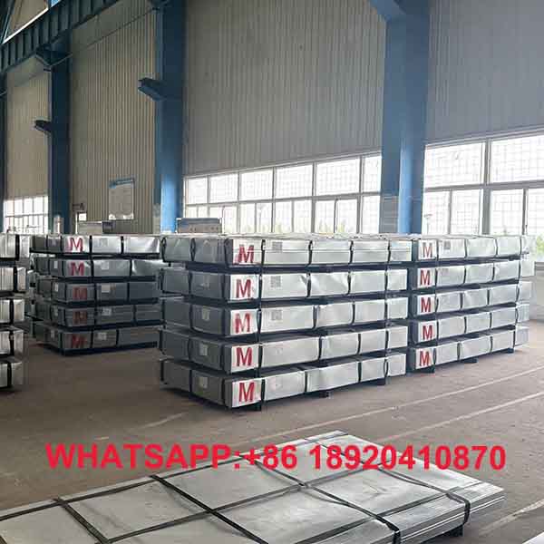 Area penampungan kargo dengan jaminan ketersediaan persediaan stok ready Seng Gelombang Warna